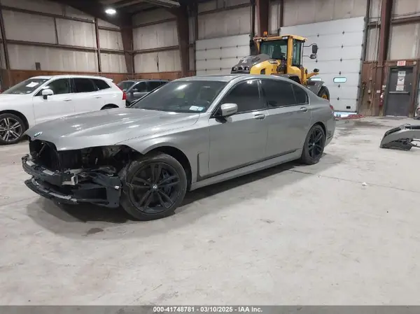WBA7U2C06LBX84829 2020 BMW 7ER - Image 2
