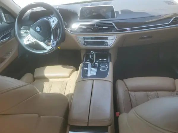 WBA7U2C07MCG34372 2021 BMW 7ER - Image 8