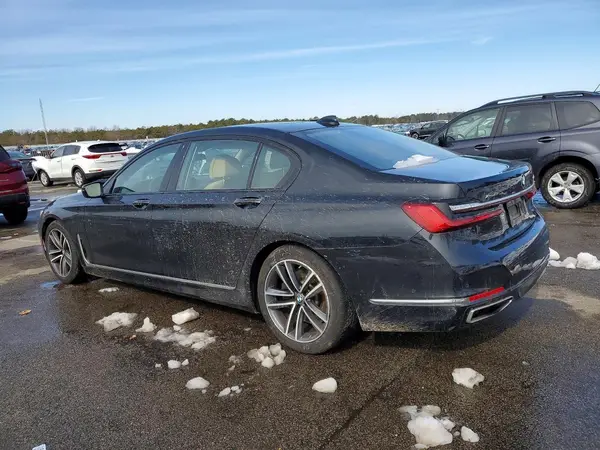 WBA7U2C08MCE98558 2021 BMW 7ER - Image 2