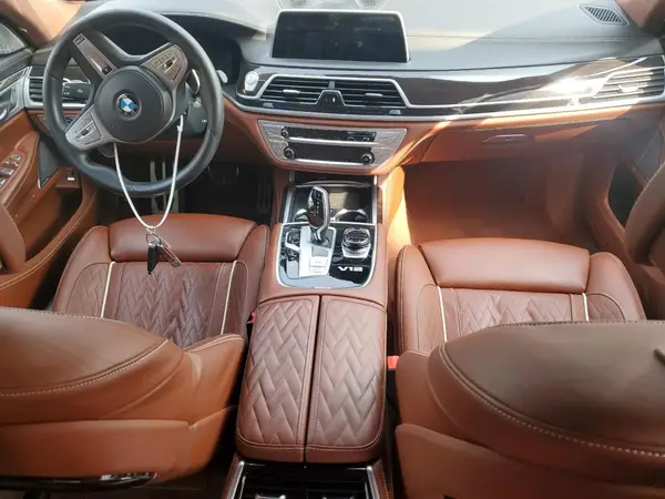 WBA7U6C00MCE57364 2021 BMW 7ER - Image 8