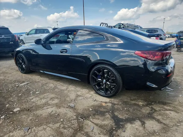 WBA83DA00TCW63116 2026 BMW M4 - Image 2