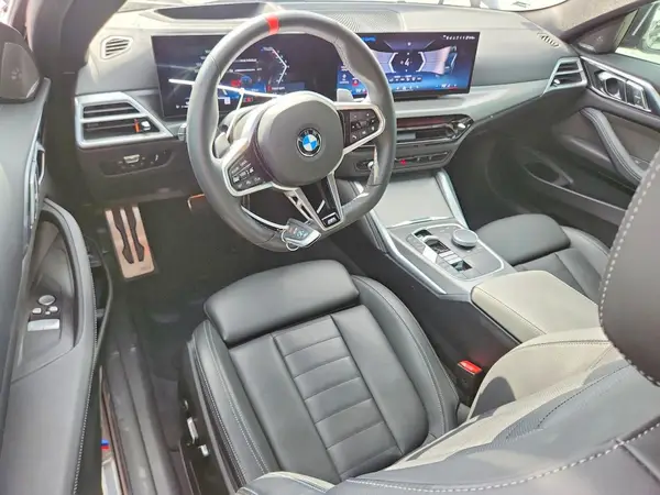WBA83DA07SCU13693 2025 BMW M4 - Image 8