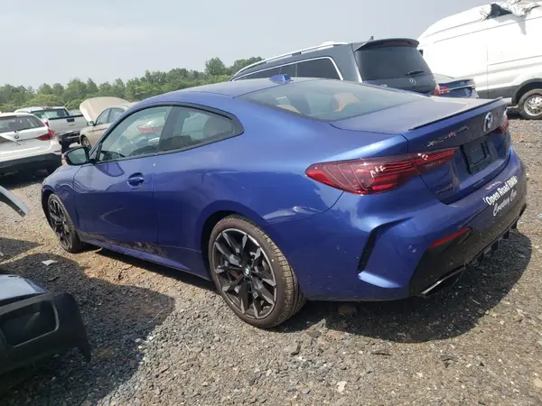 WBA83DA08SCT97195 2025 BMW M4 - Image 2