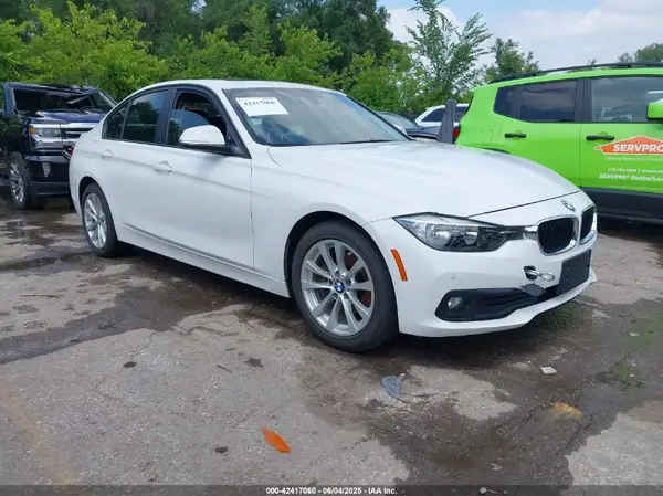 WBA8A3C31HK692371 2017 BMW 3ER - Image 1