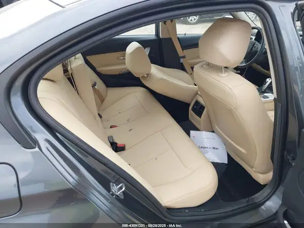 WBA8A3C31HK692564 2017 BMW 3ER - Image 8