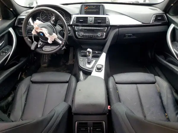 WBA8A3C32HA066950 2017 BMW 3ER - Image 8