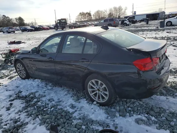 WBA8A3C32HA067242 2017 BMW 3ER - Image 2