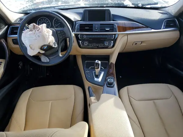 WBA8A3C32HA067242 2017 BMW 3ER - Image 8