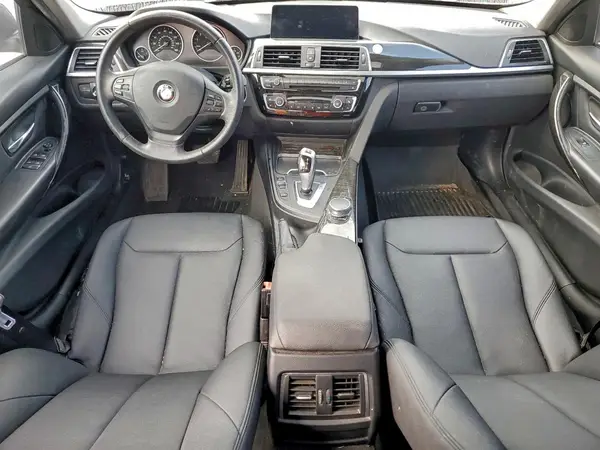 WBA8A3C34HA067257 2017 BMW 3ER - Image 8
