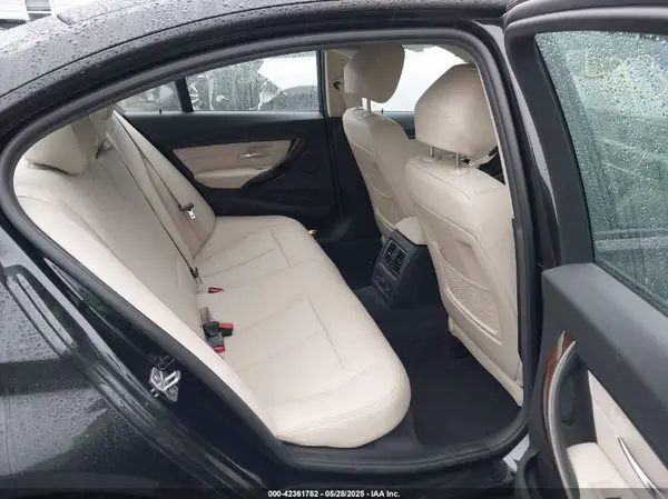WBA8A3C34HK692333 2017 BMW 3ER - Image 8