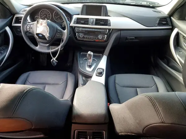 WBA8A3C34HK692915 2017 BMW 3ER - Image 8