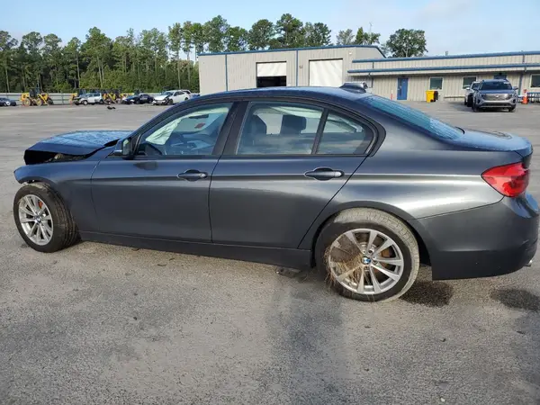 WBA8A3C36HA067194 2017 BMW 3ER - Image 2
