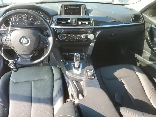WBA8A3C36HA067342 2017 BMW 3ER - Image 8