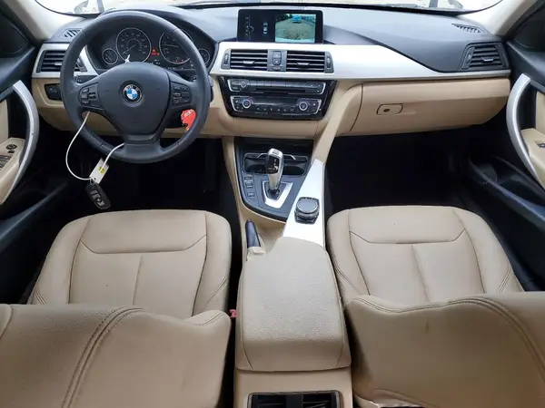 WBA8A3C36HK693046 2017 BMW 3ER - Image 8