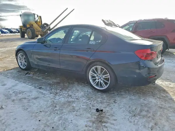 WBA8A3C37HK692729 2017 BMW 3ER - Image 2
