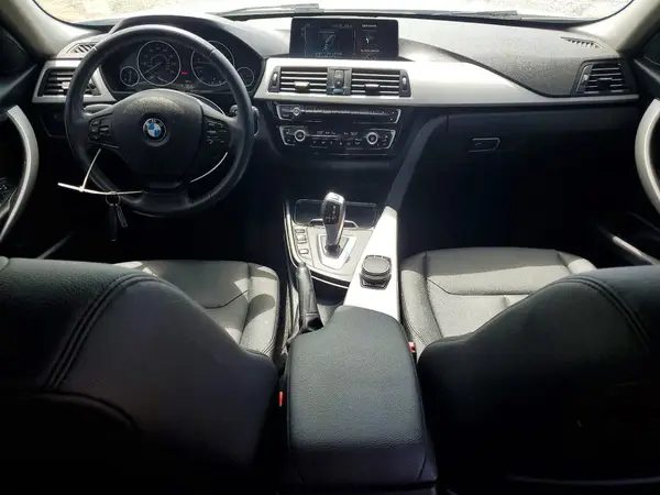 WBA8A3C38HK692142 2017 BMW 3ER - Image 8