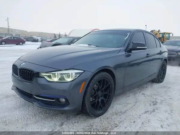 WBA8A3C39HK692022 2017 BMW 3ER - Image 2