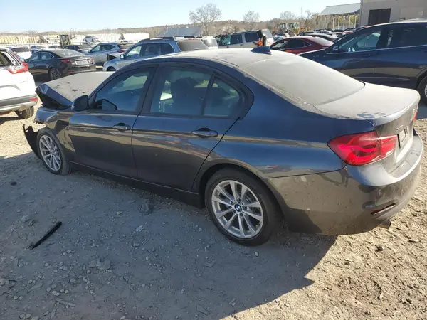 WBA8A3C3XHK692109 2017 BMW 3ER - Image 2
