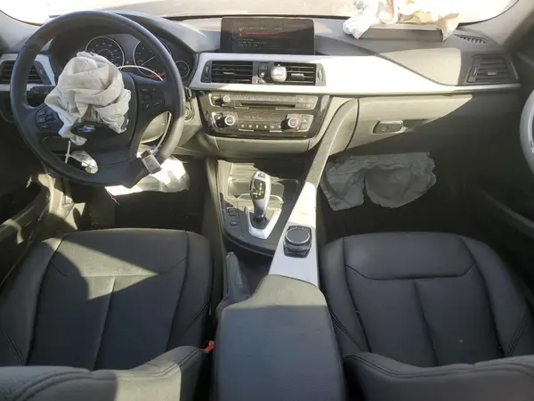 WBA8A3C3XHK692109 2017 BMW 3ER - Image 8