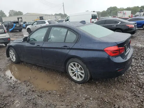 WBA8A3C3XHK693082 2017 BMW 3ER - Image 2