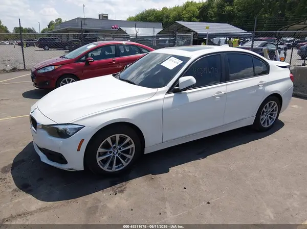 WBA8A3C50GK688358 2016 BMW 3ER - Image 2