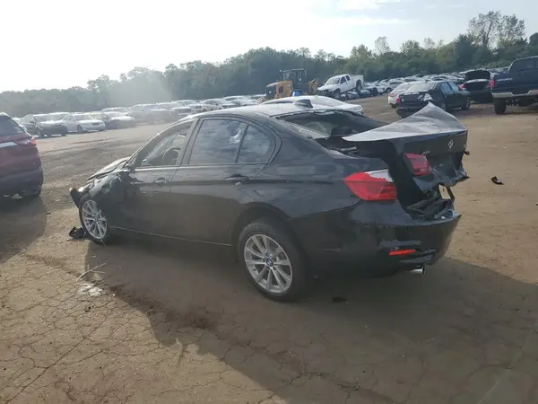 WBA8A3C50JA488271 2018 BMW 3ER - Image 2