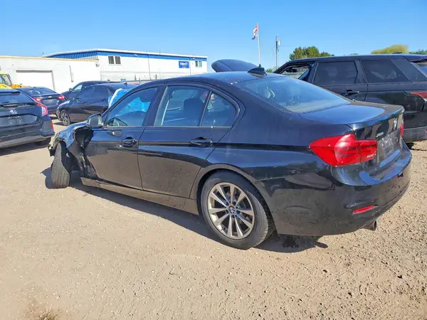 WBA8A3C51GK689924 2016 BMW 3ER - Image 2