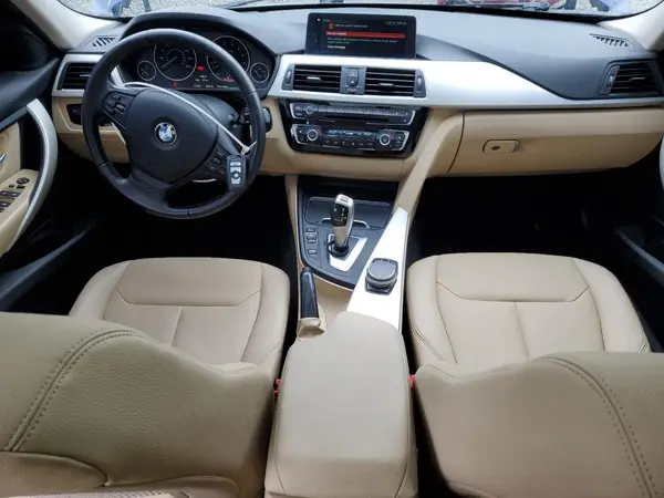 WBA8A3C51JA492166 2018 BMW 3ER - Image 8