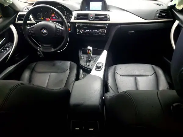 WBA8A3C51JA492183 2018 BMW 3ER - Image 8