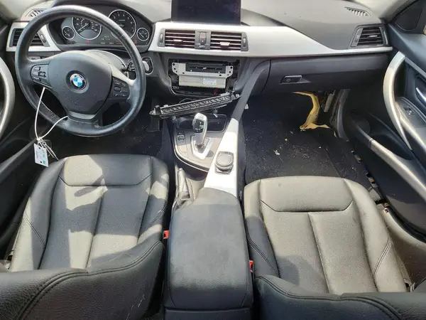 WBA8A3C51JA499795 2018 BMW 3ER - Image 8