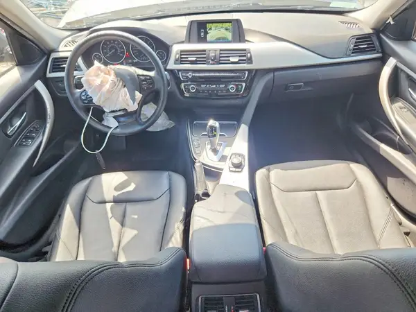 WBA8A3C51JA505465 2018 BMW 3ER - Image 8