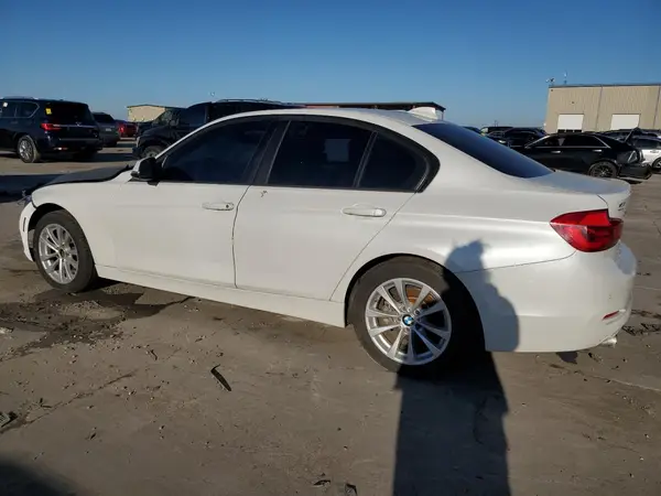 WBA8A3C51JA505708 2018 BMW 3ER - Image 2