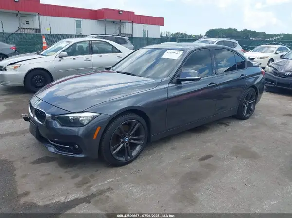 WBA8A3C52GK551275 2016 BMW 3ER - Image 2