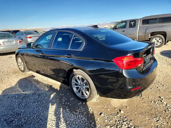 WBA8A3C52GK551423 2016 BMW 3ER - Image 2