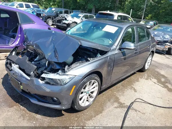 WBA8A3C52GK689284 2016 BMW 3ER - Image 2