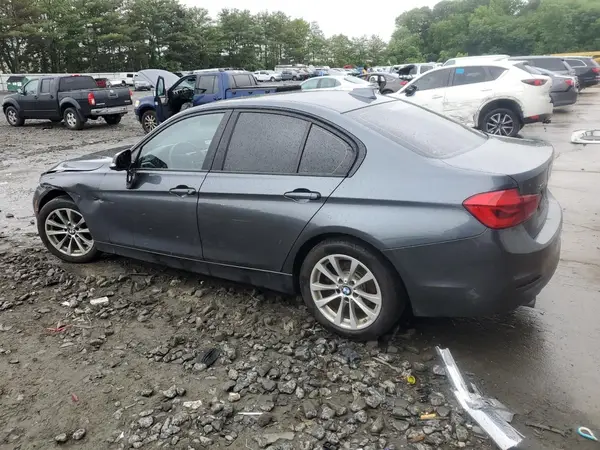 WBA8A3C52JA067443 2018 BMW 3ER - Image 2