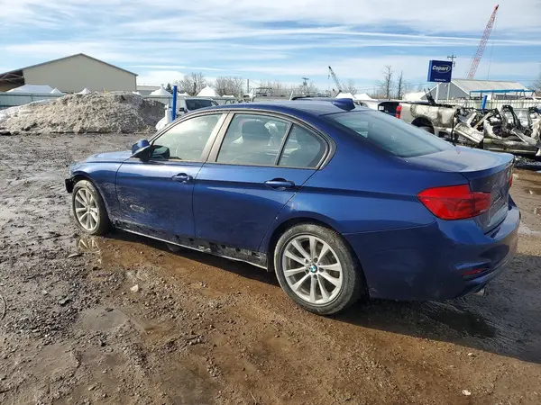 WBA8A3C52JA494914 2018 BMW 3ER - Image 2