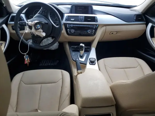 WBA8A3C52JA505023 2018 BMW 3ER - Image 8