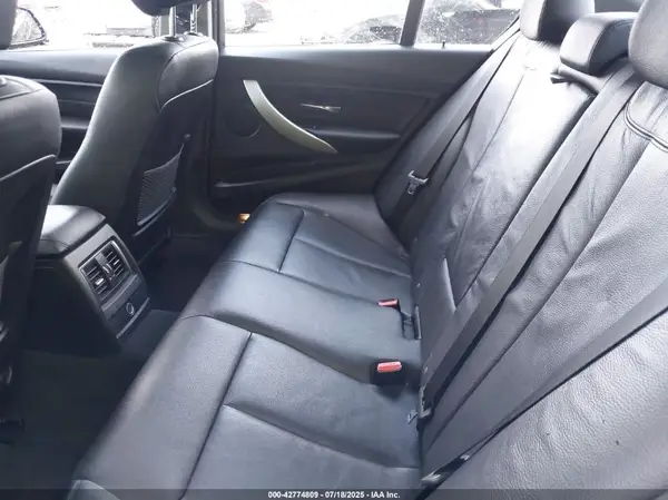 WBA8A3C52JA505636 2018 BMW 3ER - Image 8