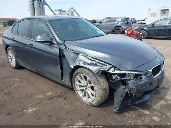 WBA8A3C52JA505748 2018 BMW 3ER - Image 1