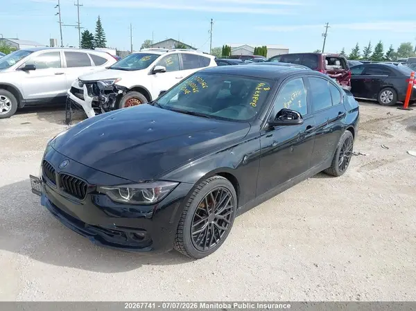 WBA8A3C53HK691336 2017 BMW 3ER - Image 2