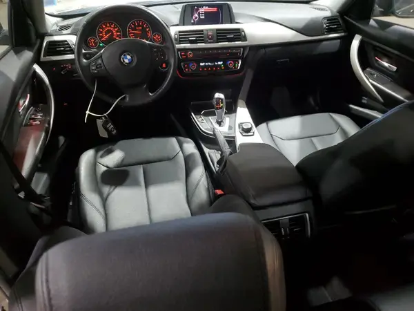 WBA8A3C53HK691434 2017 BMW 3ER - Image 8