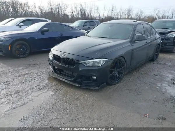 WBA8A3C53HK691935 2017 BMW 3ER - Image 2
