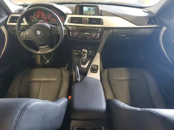 WBA8A3C53JA491746 2018 BMW 3ER - Image 8