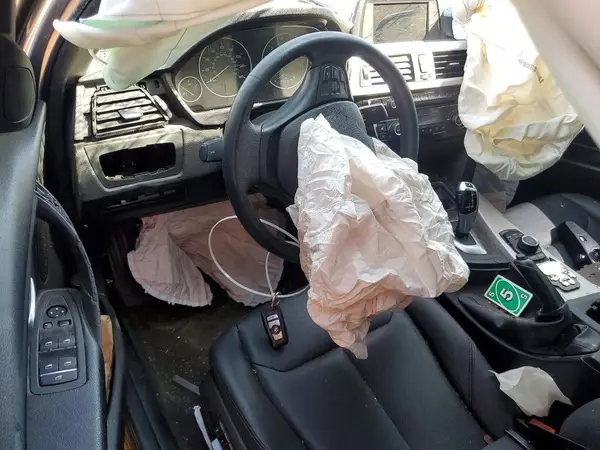 WBA8A3C53JA495098 2018 BMW 3ER - Image 8