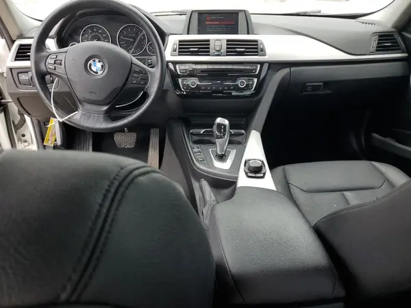 WBA8A3C53JA505466 2018 BMW 3ER - Image 8
