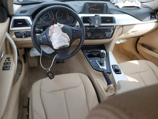 WBA8A3C54GK551746 2016 BMW 3ER - Image 8