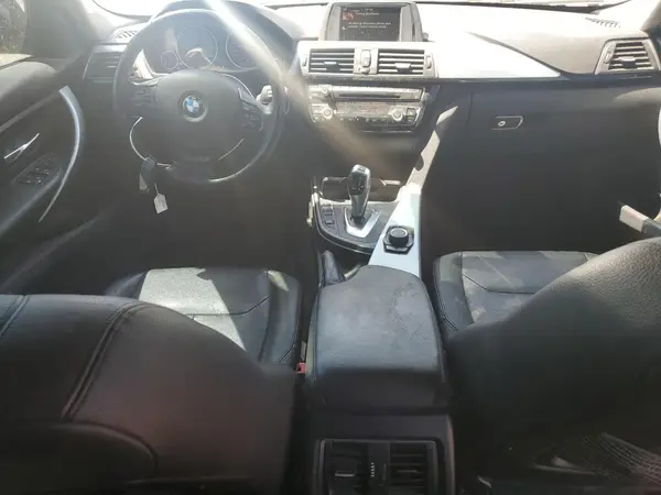 WBA8A3C54GK690002 2016 BMW 3ER - Image 8