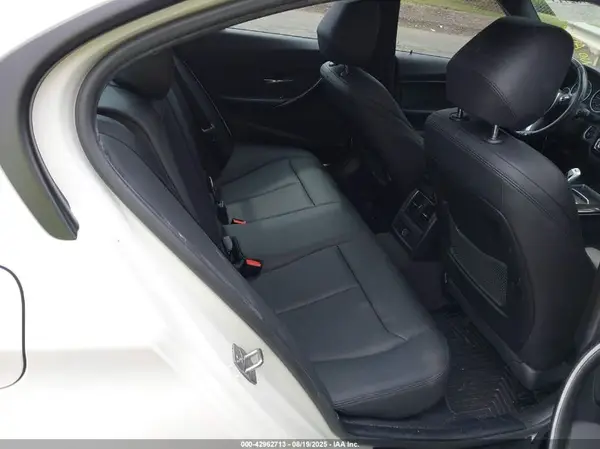 WBA8A3C54GK690582 2016 BMW 3ER - Image 8
