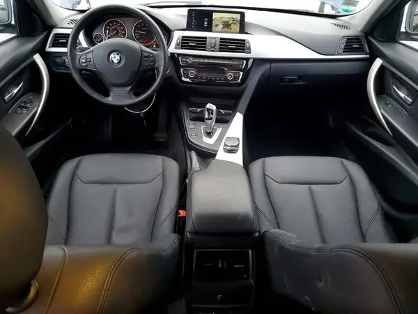 WBA8A3C54JA492291 2018 BMW 3ER - Image 8
